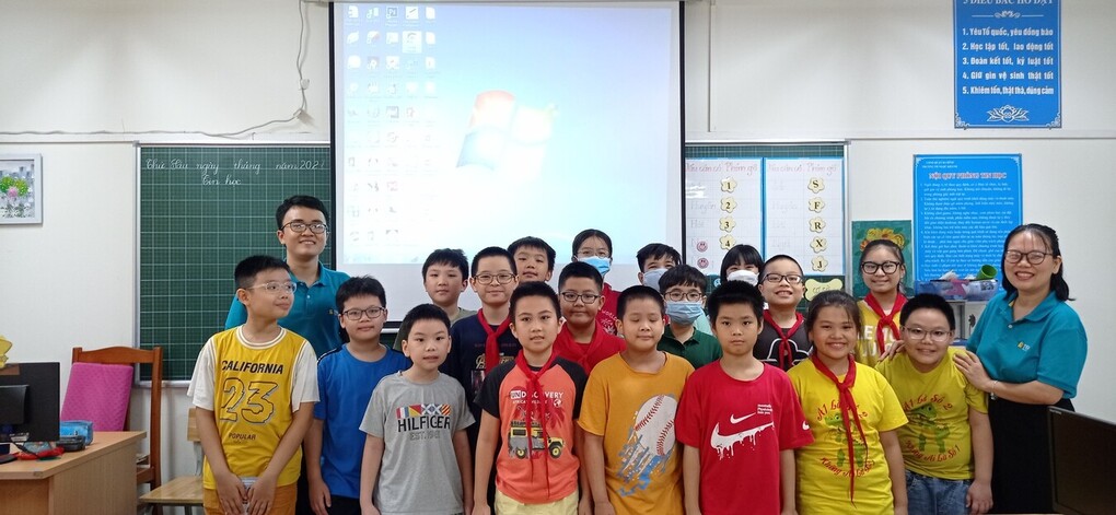 Học sinh trường Tiểu học Ngọc Khánh hào hứng tham gia tập huấn cuộc thi “ Thiếu nhi thủ đô lập trình cùng CodeKitten"