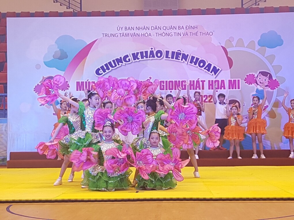 Trường Tiểu học Ngọc Khánh tham gia chương trình Liên hoan Múa hát tập thể và giọng hát họa mi Quận Ba Đình – Hè 2022