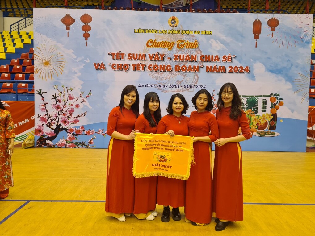 Trường Tiểu học Ngọc Khánh đạt giải Nhất Hội thi Trưng bày mâm Ngũ quả ngày Tết
